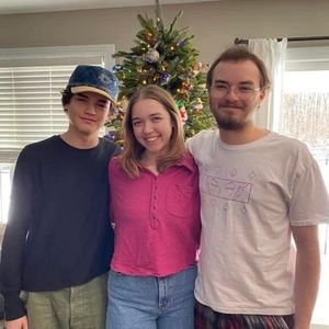 Meet your Posher, Sharon